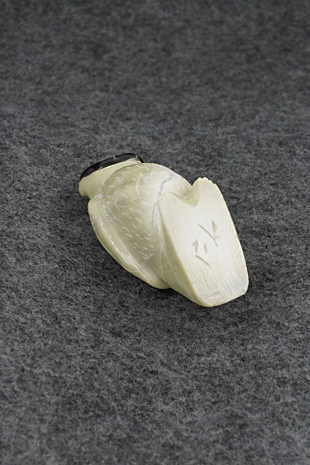 Owl Zuni Fetish Carving - Freddie Leekya