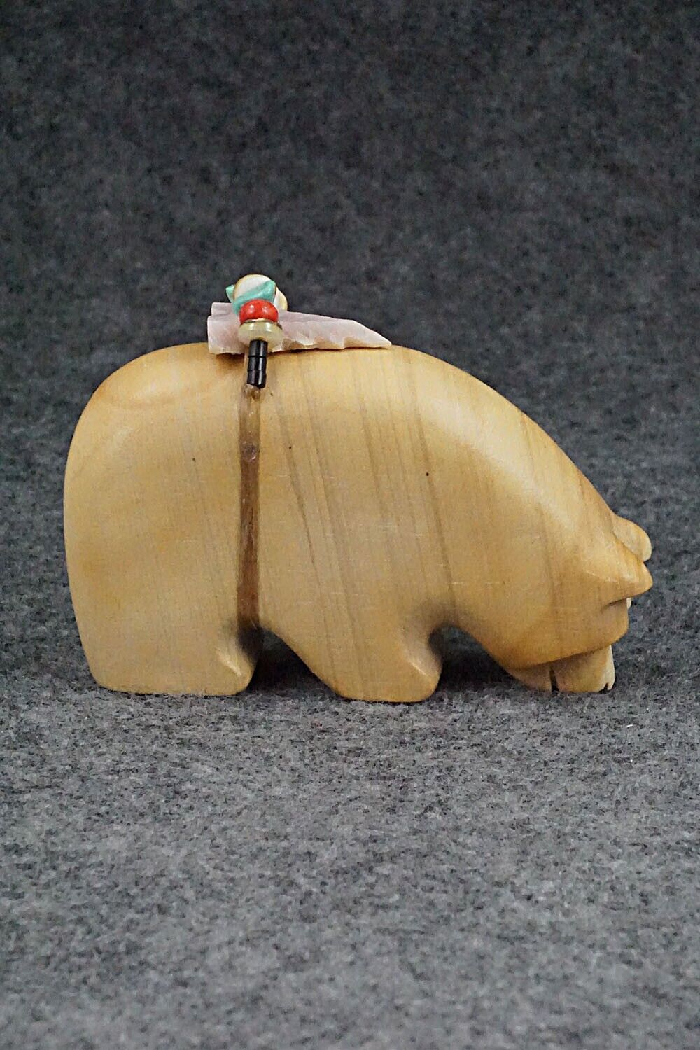 Bear Zuni Fetish Carving - Douglas Martza
