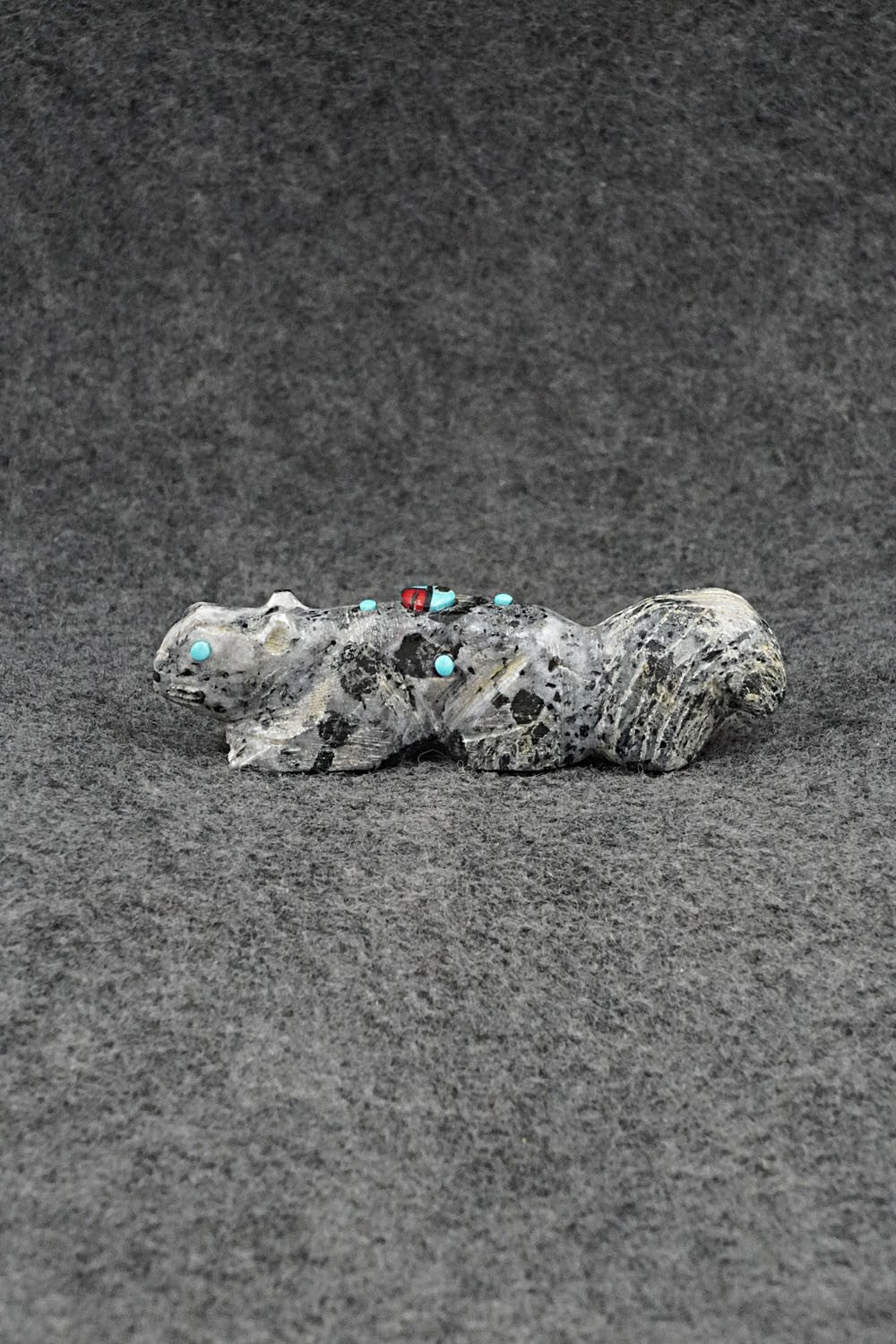 Squirrel Zuni Fetish Carving - Dannette Laate