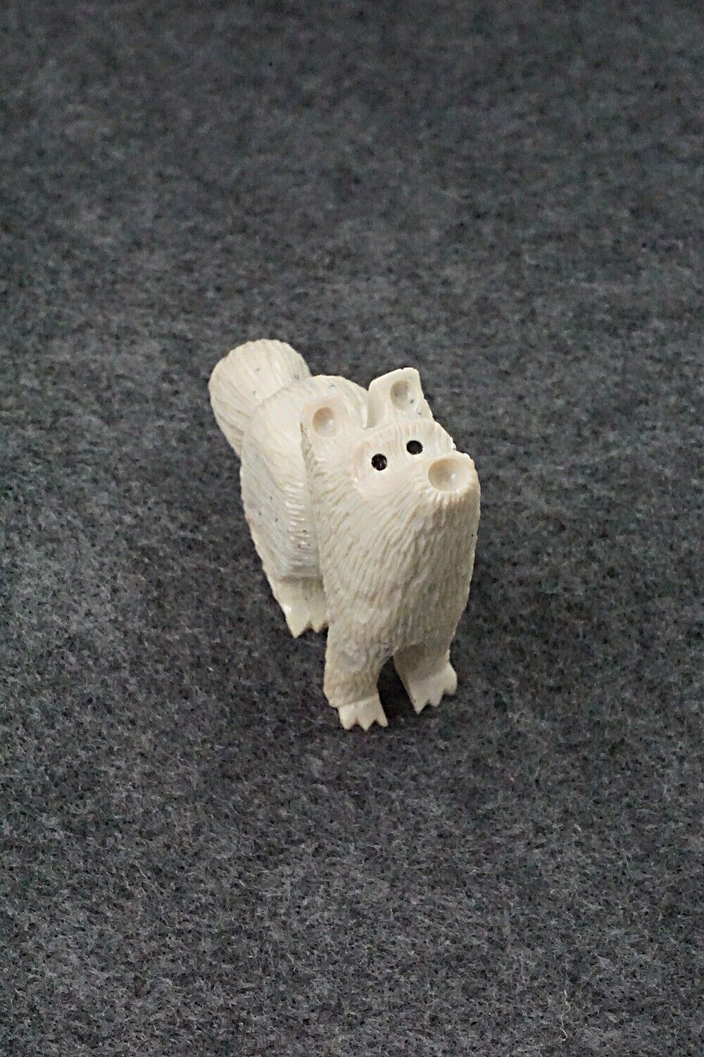 Wolf Zuni Fetish Carving - Jesus Espino