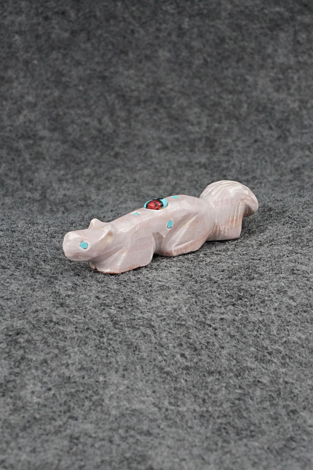 Squirrel Zuni Fetish Carving - Dannette Laate