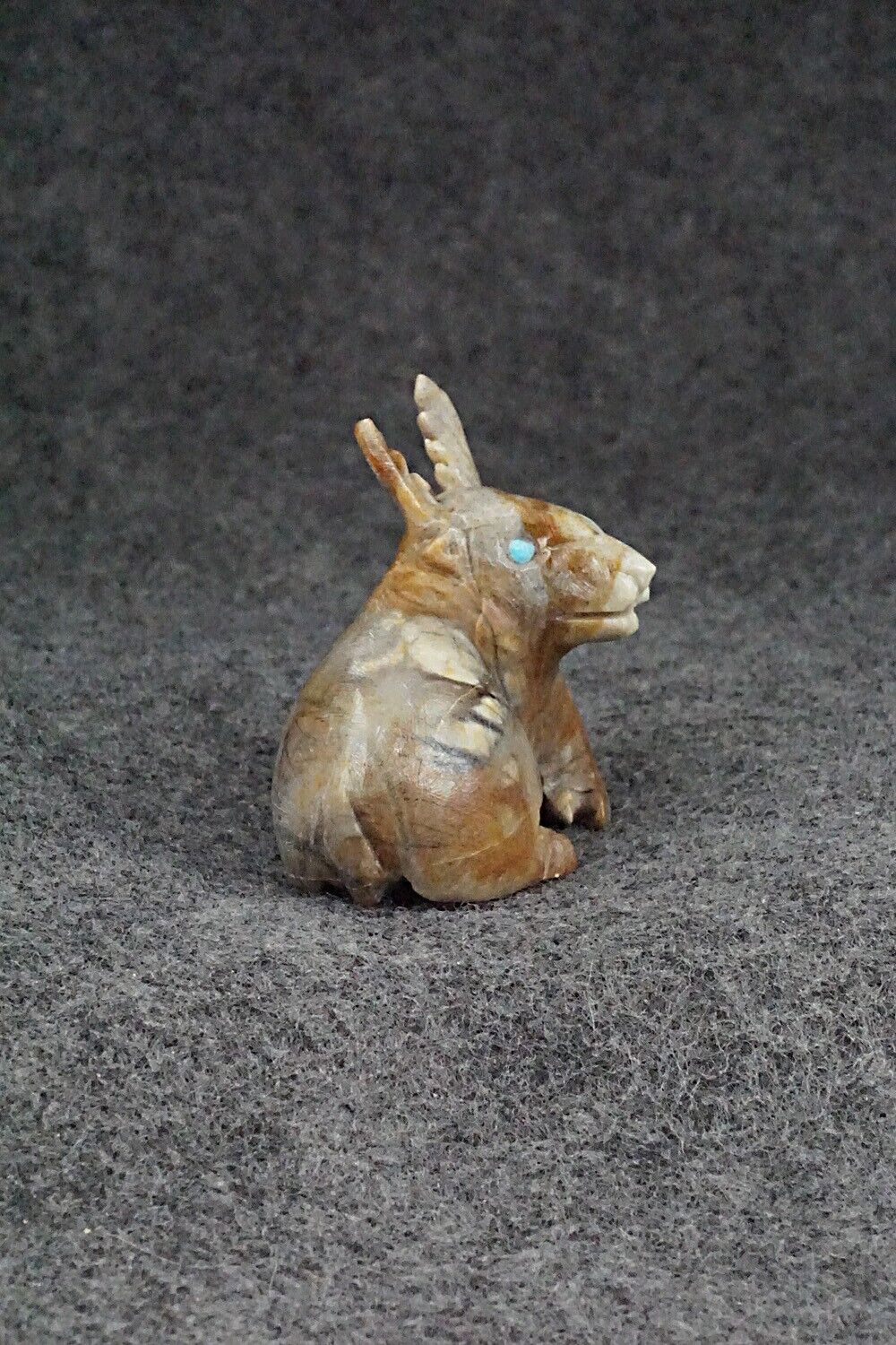 Deer Zuni Fetish Carving - Lance Cheama