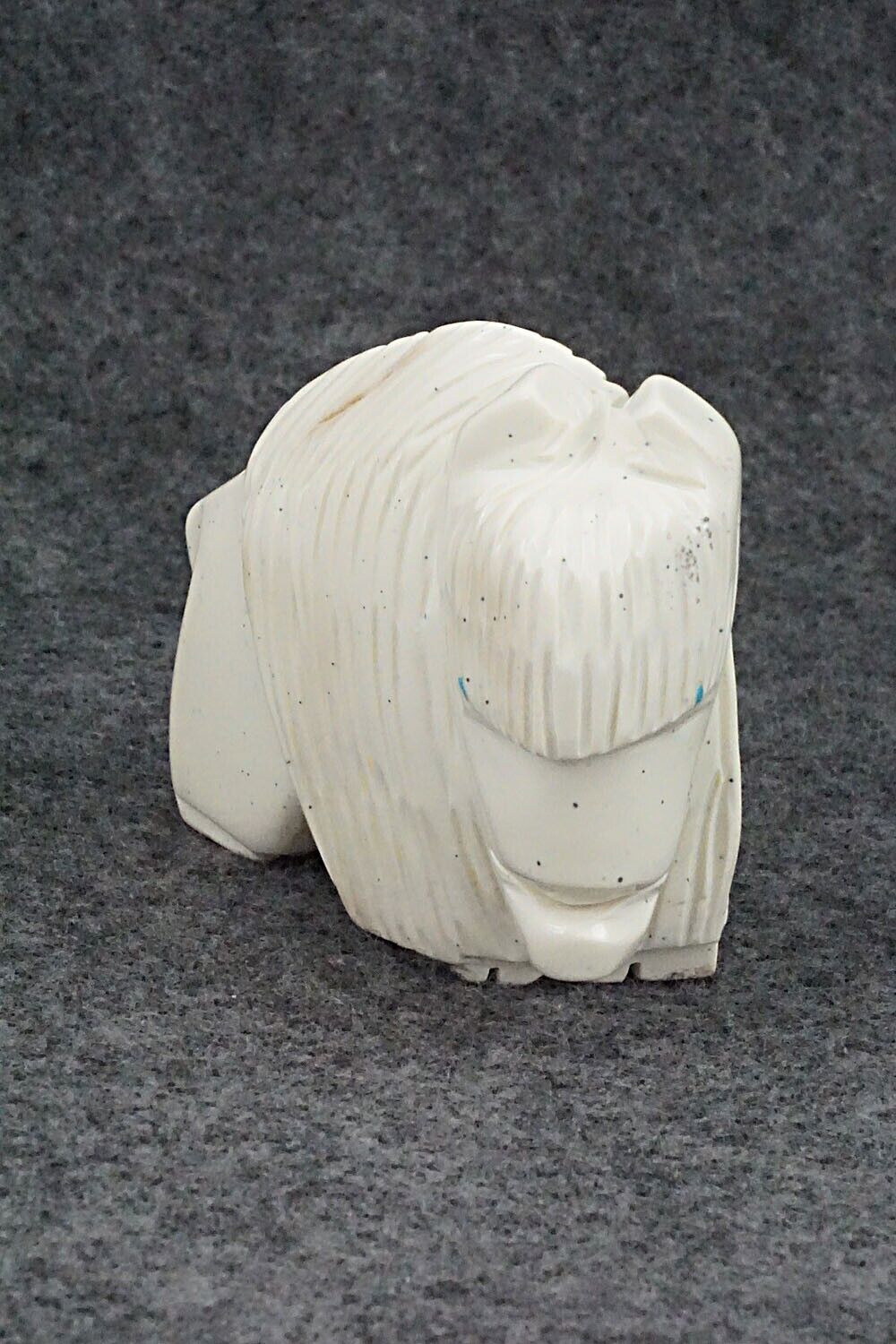 Buffalo Zuni Fetish Carving - Gilbert Lonjose