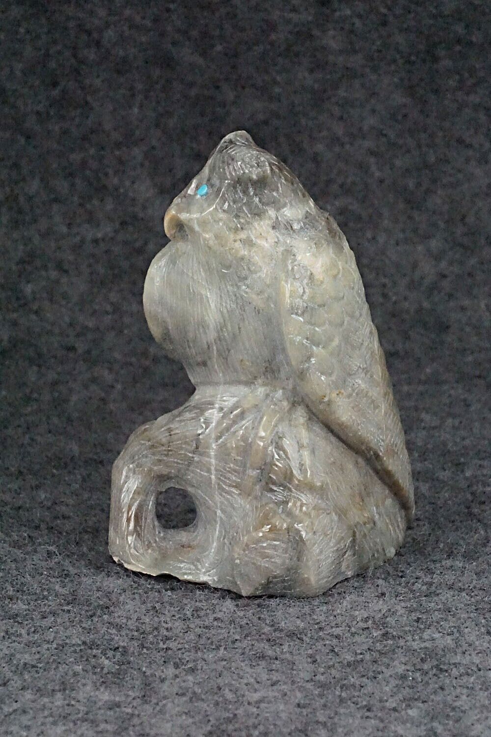 Owl Zuni Fetish Carving - Derrick Kaamasee