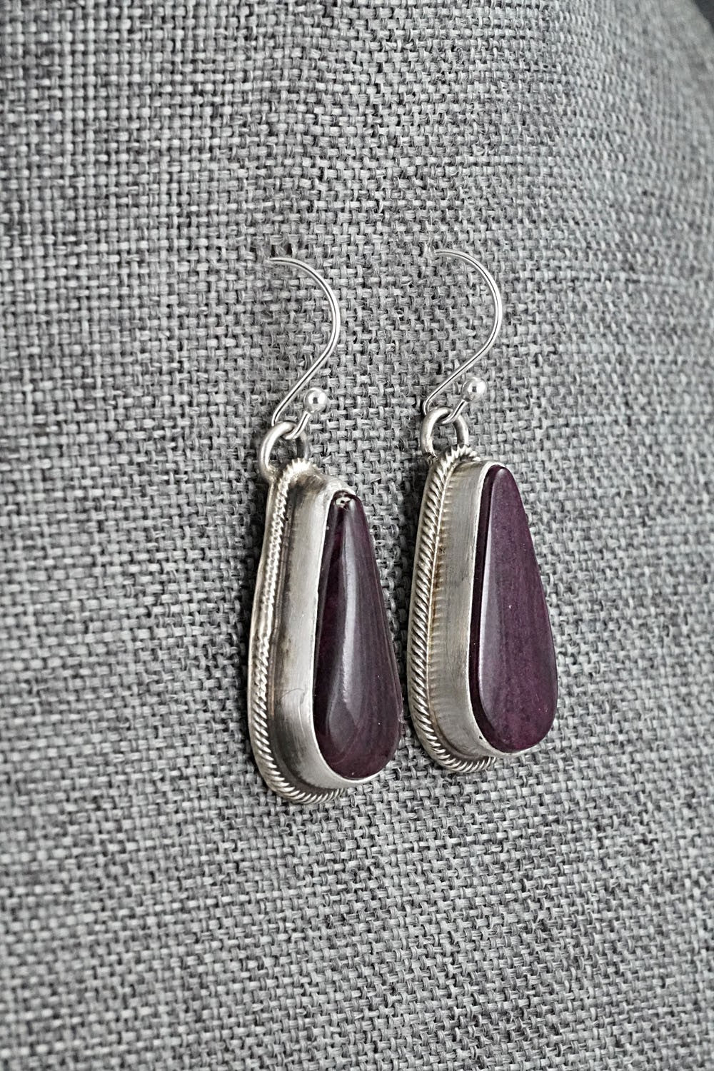 Spiny Oyster & Sterling Silver Squash Blossom Set - Kathleen Livingston