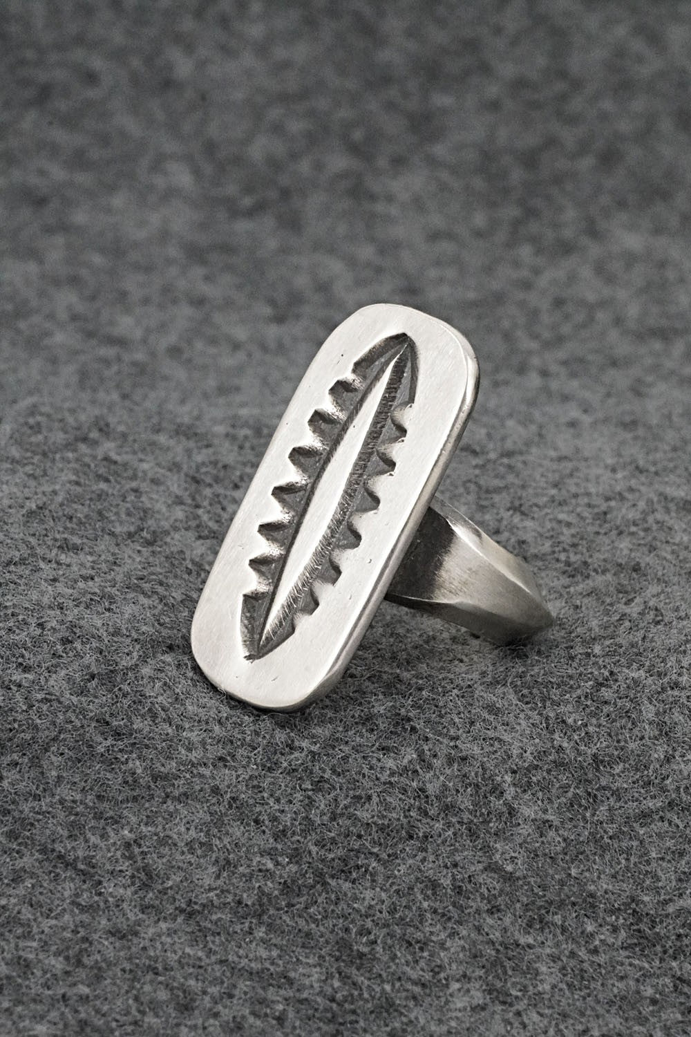 Sterling Silver Ring - Emerson Bill - Size 11