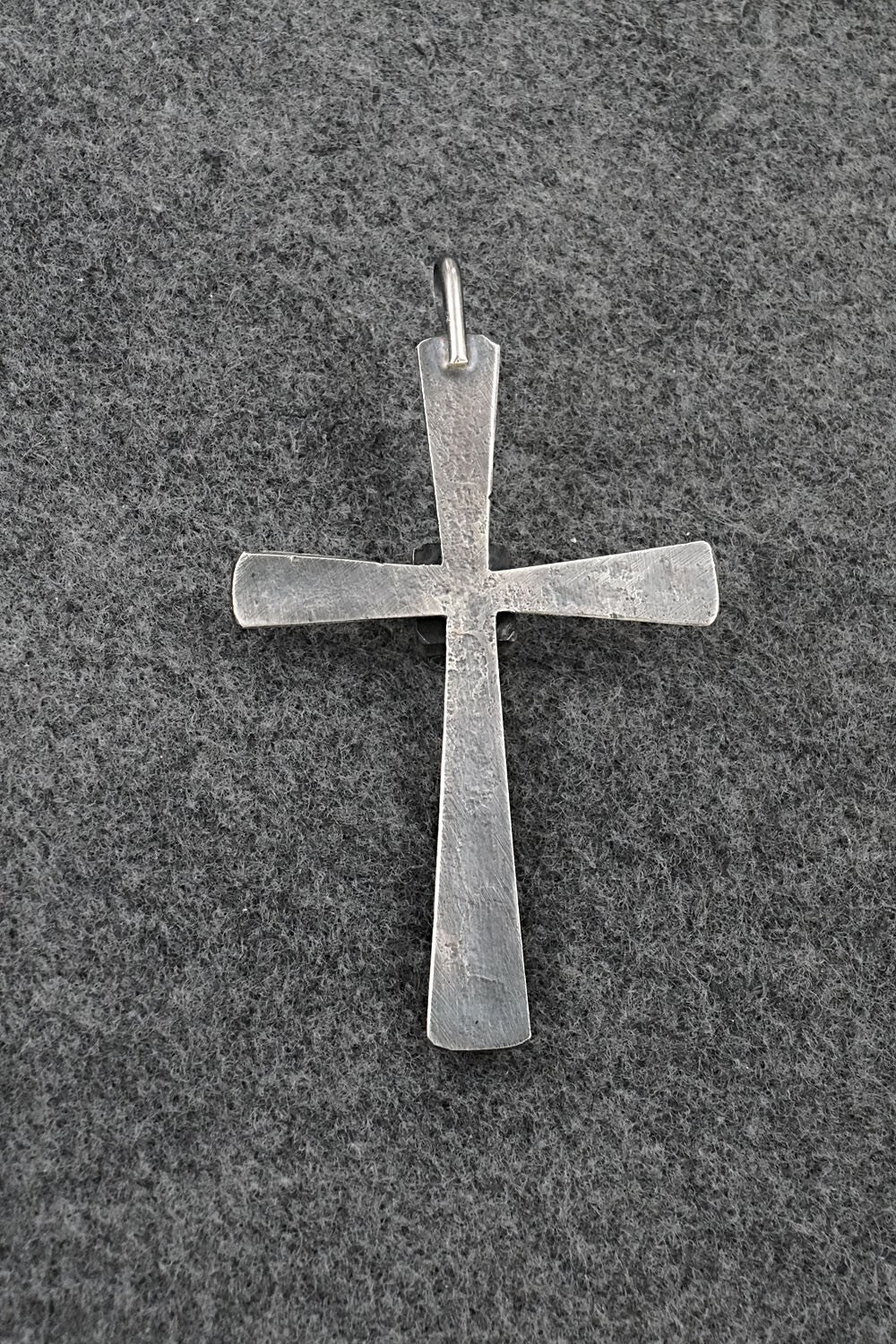 Turquoise & Sterling Silver Pendant - Raymond Betsoi