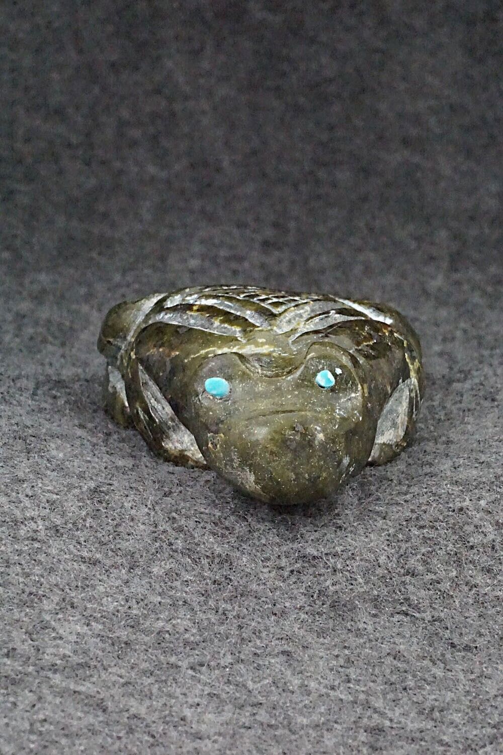 Frog Zuni Fetish Carving - Jerrold Lahaleon