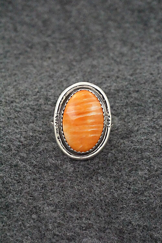 Spiny Oyster & Sterling Silver Ring - Ernest Hawthorne - Size 7.5