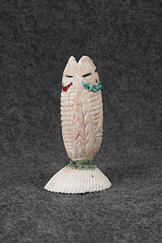 Corn Maiden Zuni Fetish Carving - Kevin Quam