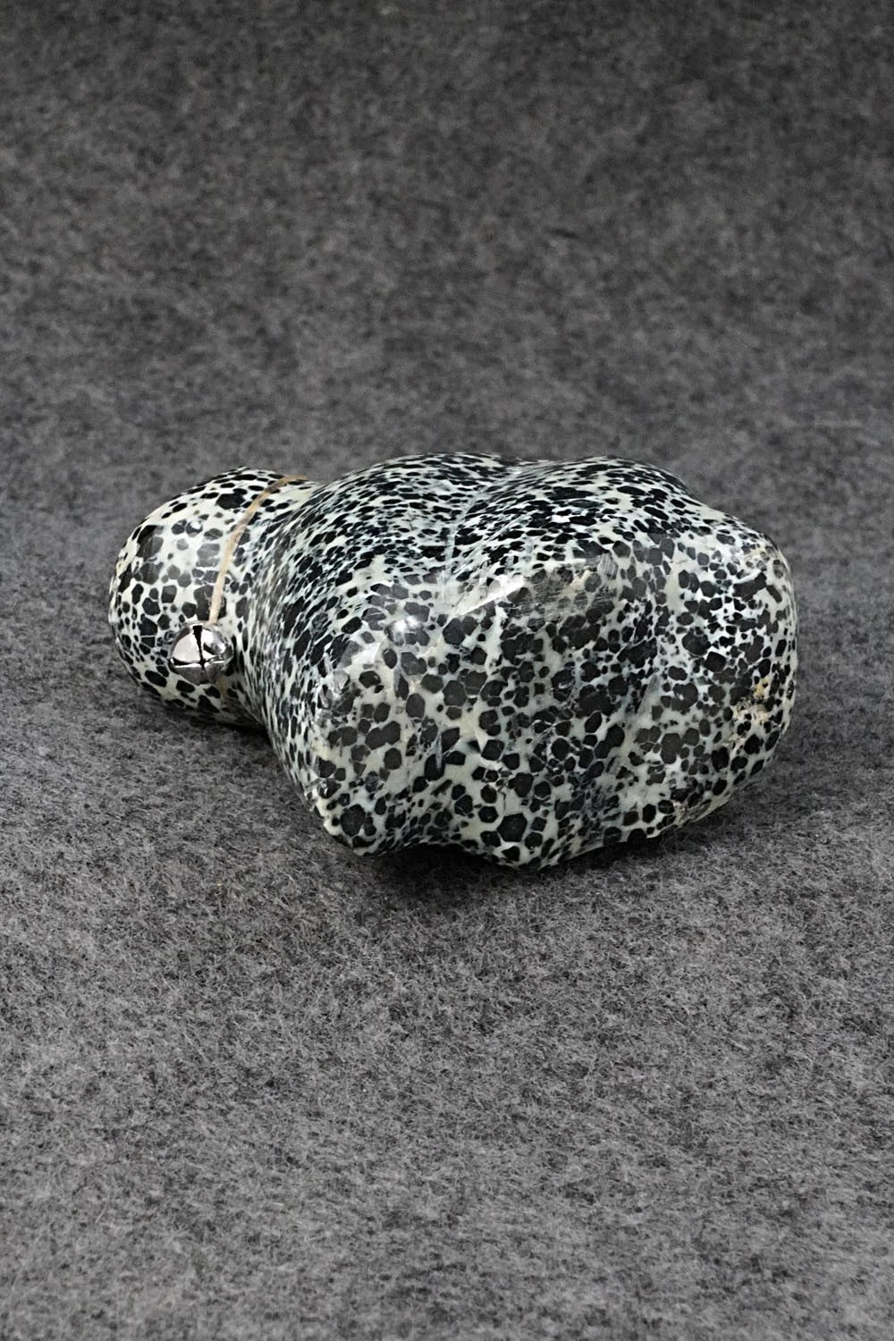 Cat Zuni Fetish Carving - Daphne Quam