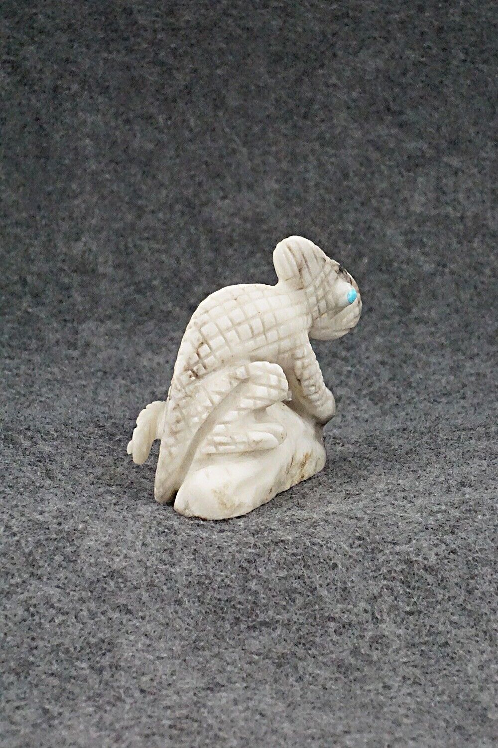 Iguana Zuni Fetish Carving - Cody Cheama