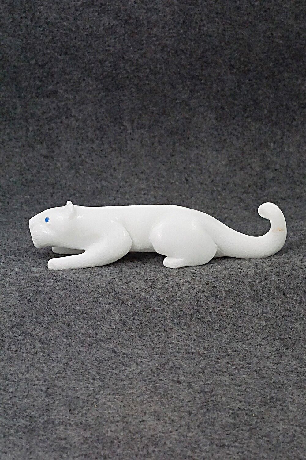 Mountain Lion Zuni Fetish Carving - Lance Cheama