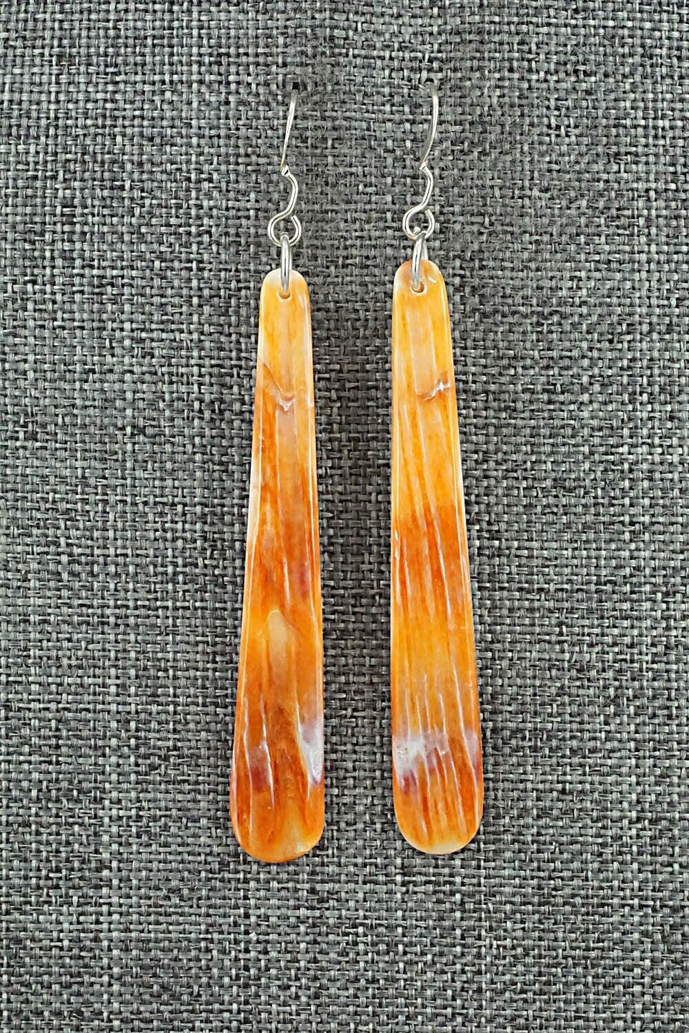 Spiny Oyster & Sterling Silver Earrings - Jesus Espino