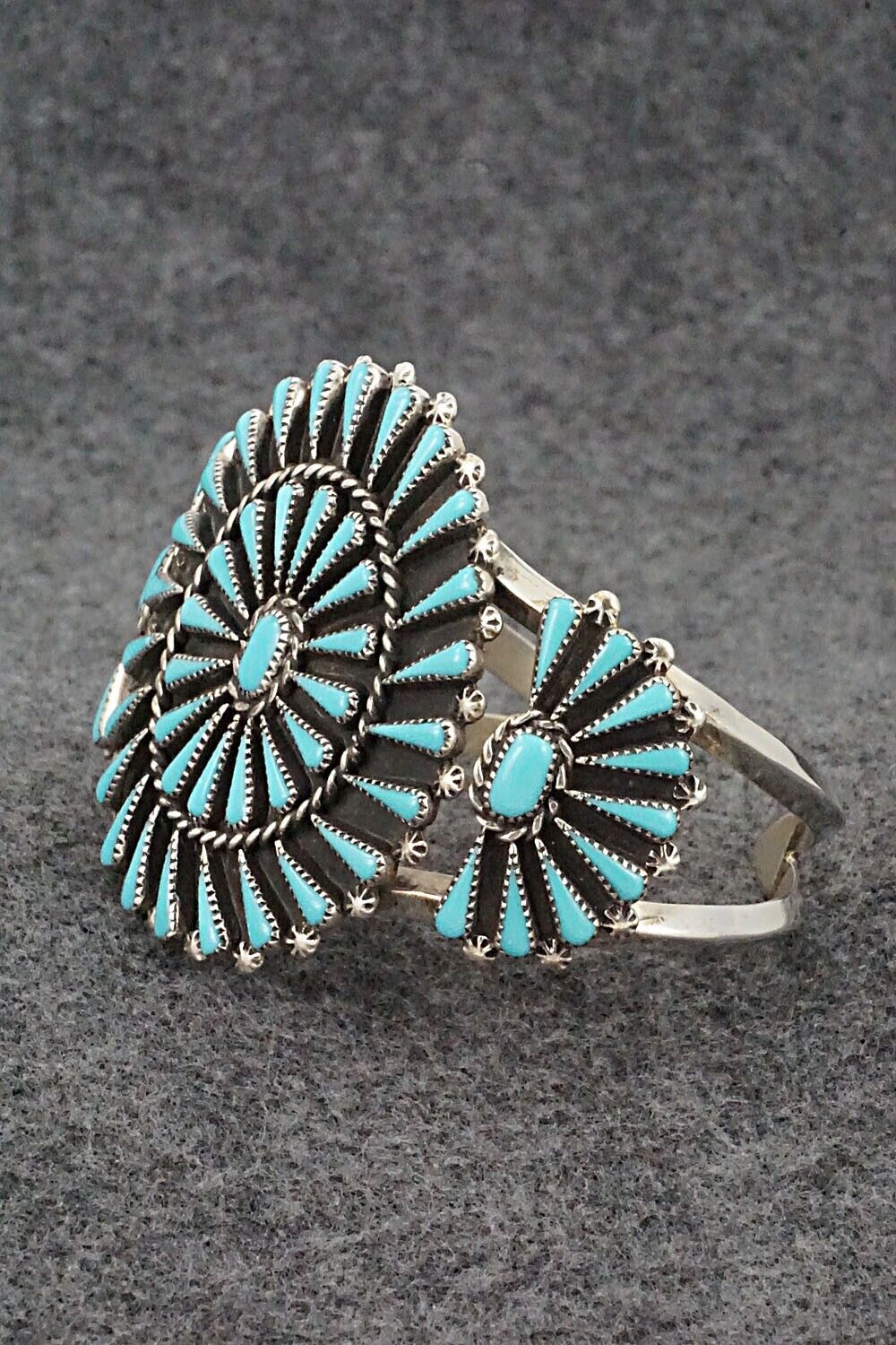Turquoise & Sterling Silver Bracelet - Carlos Tsipa