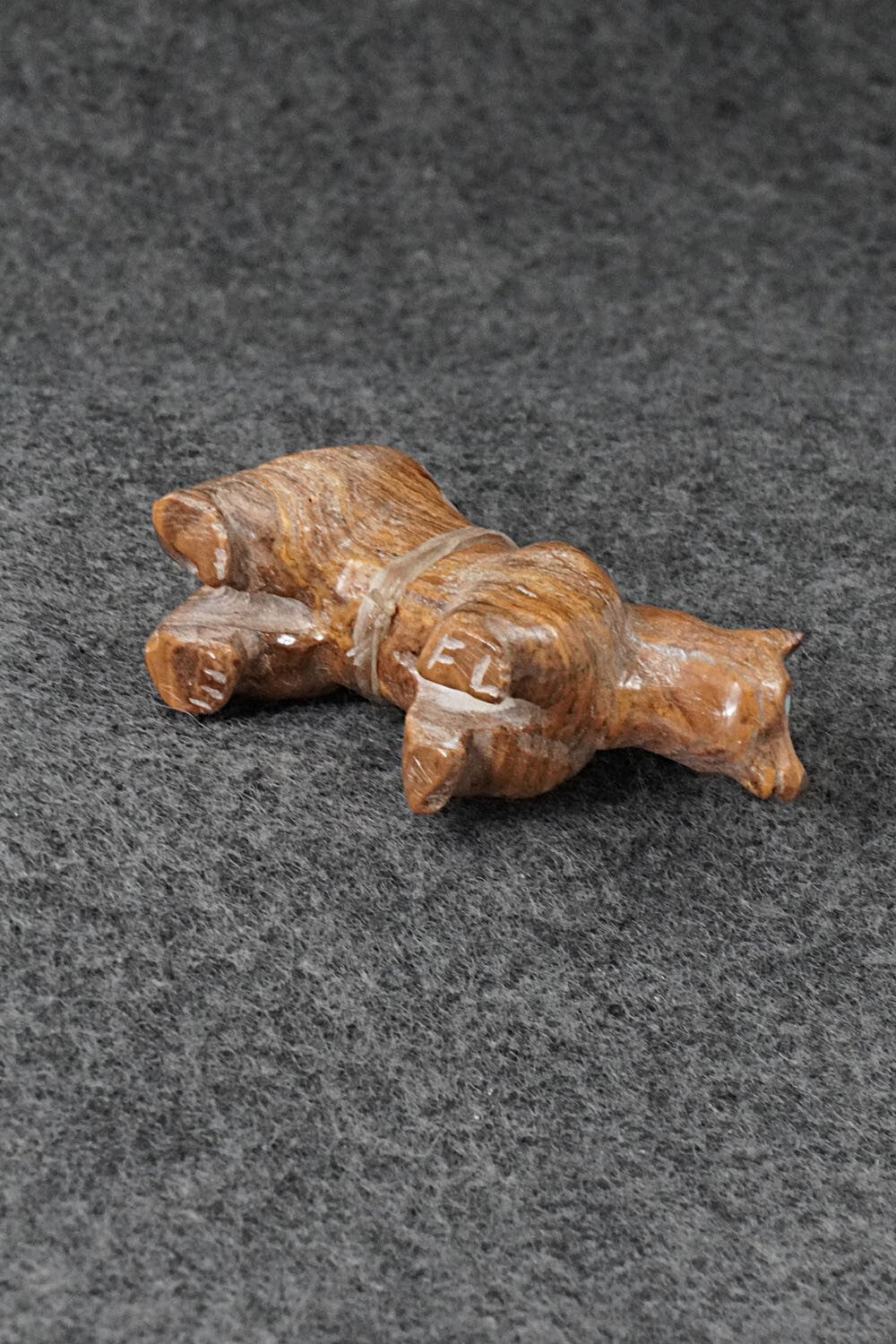 Fox Zuni Fetish Carving - Freddie Leekya