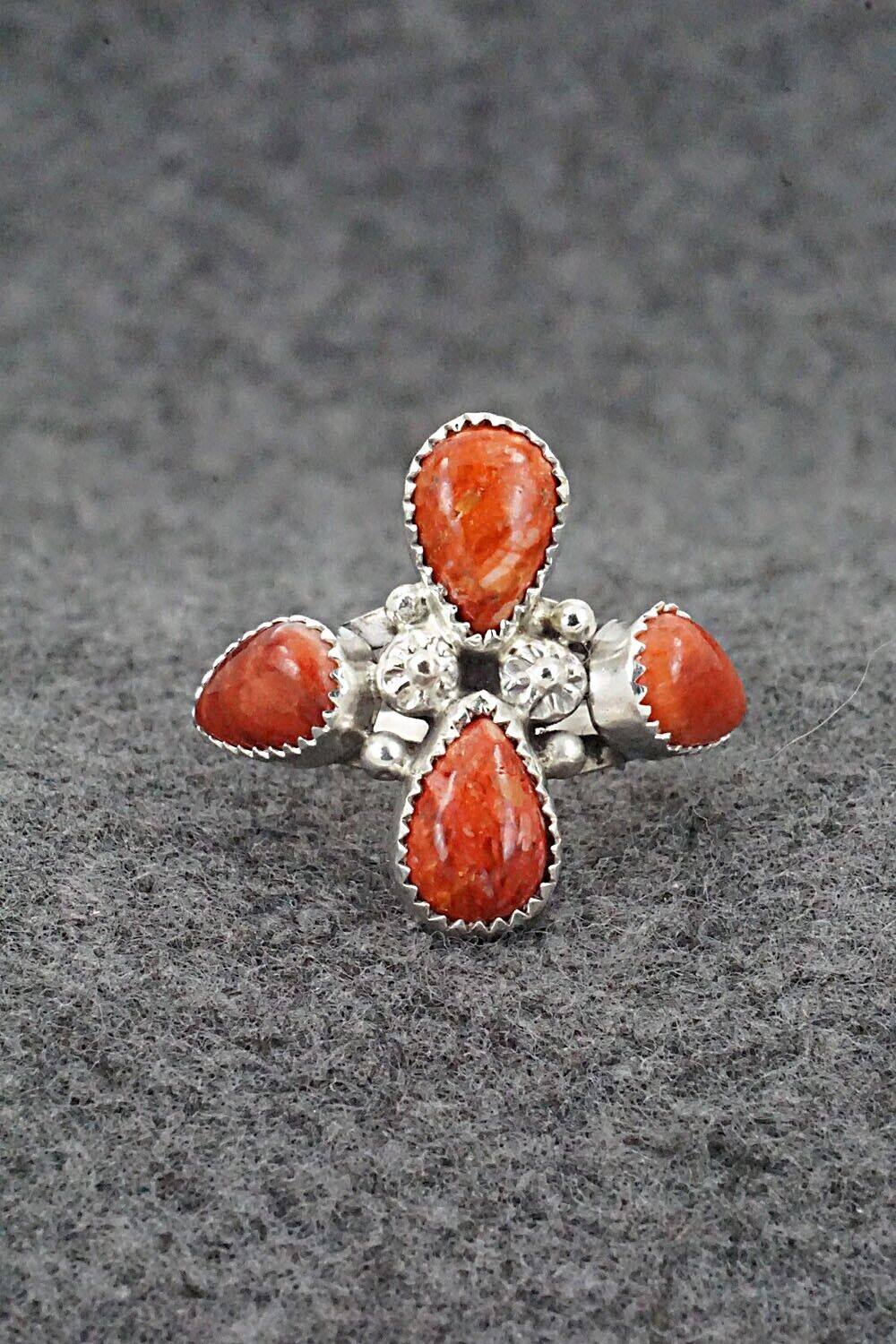 Spiny Oyster & Sterling Silver Ring - Maritta Martinez - Size 7.25