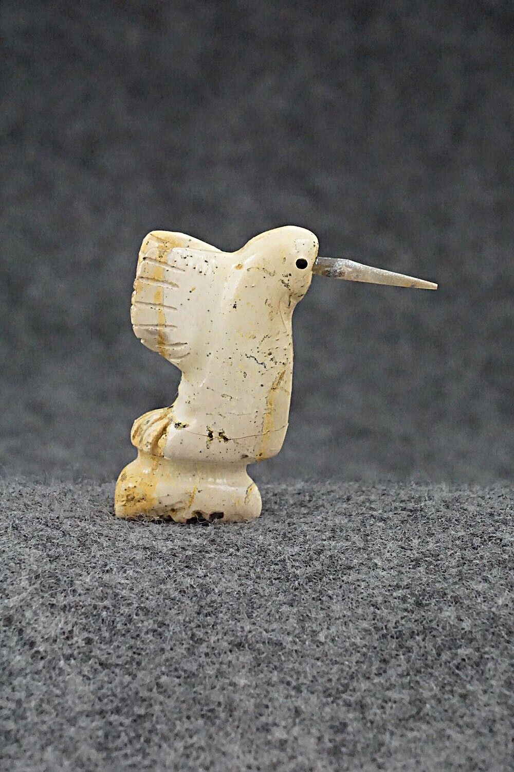 Hummingbird Zuni Fetish Carving - Justin Red Elk