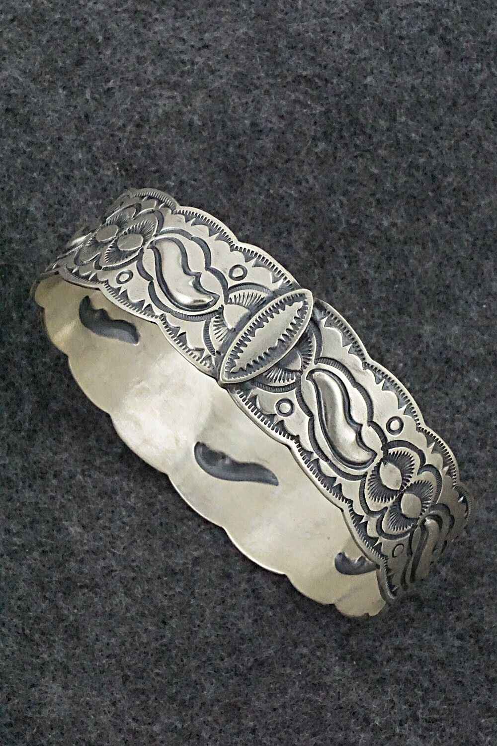Sterling Silver Bangle Bracelet - Jeremy Delgarito