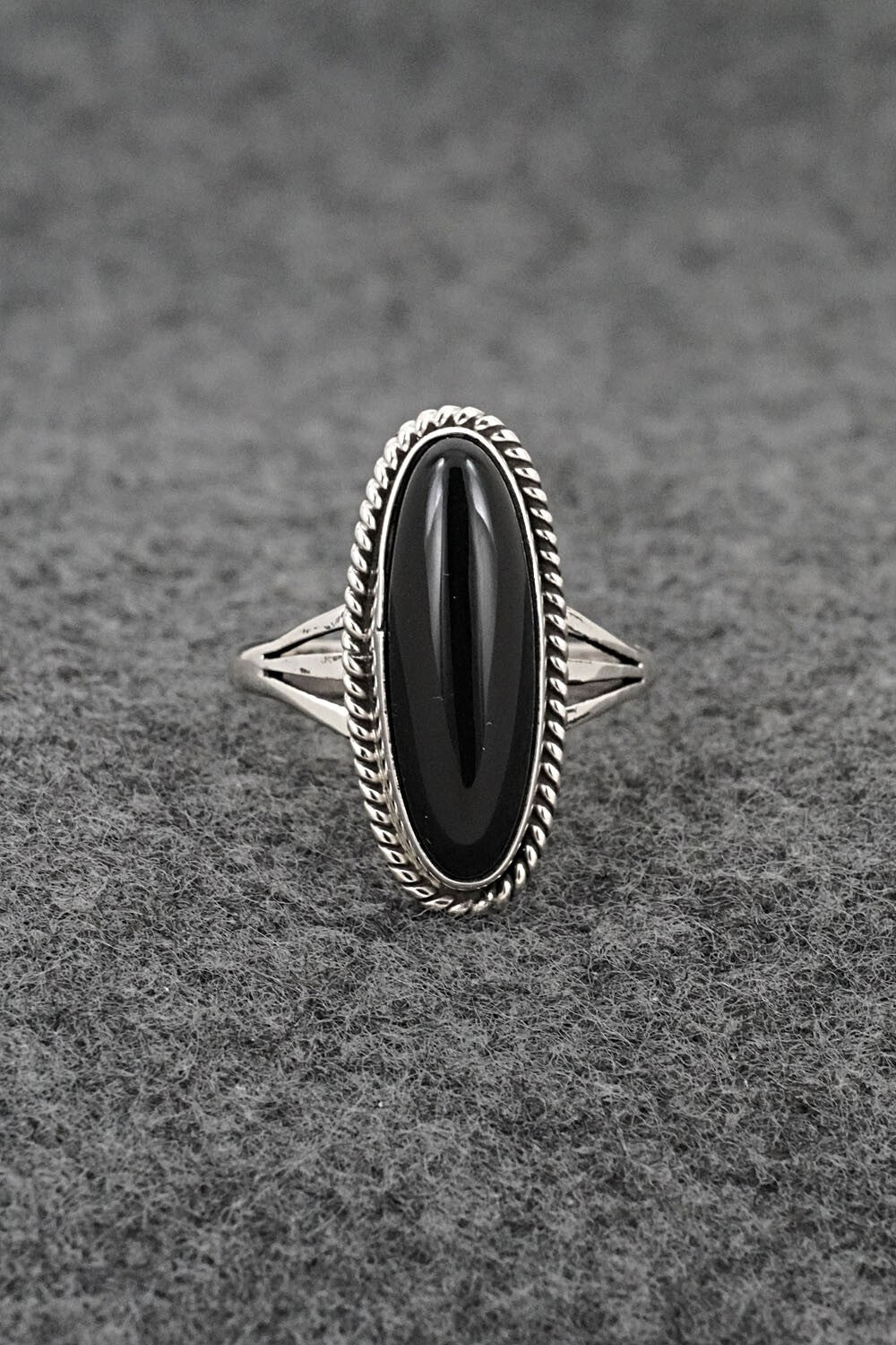 Onyx & Sterling Silver Ring - Mathew Gordon - Size 9
