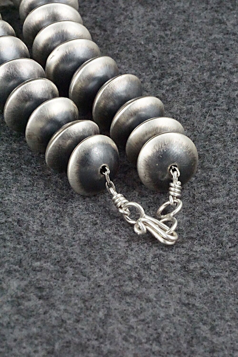 Sterling Silver Navajo Pearl Necklace 20" - Bryannen Halwood