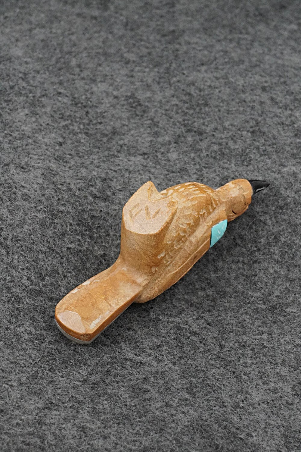 Bird Zuni Fetish Carving - Freddie Leekya