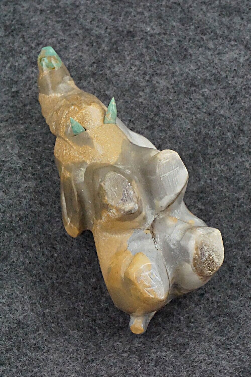 Elephant Zuni Fetish Carving - Enrike Leekya