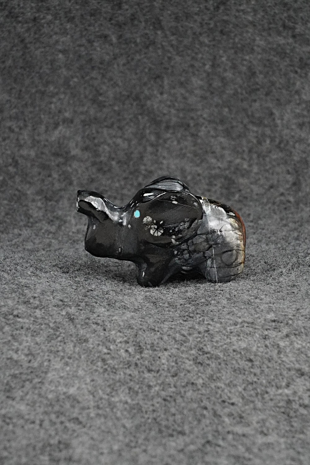 Elephant Zuni Fetish Carving - Calvert Bowanie