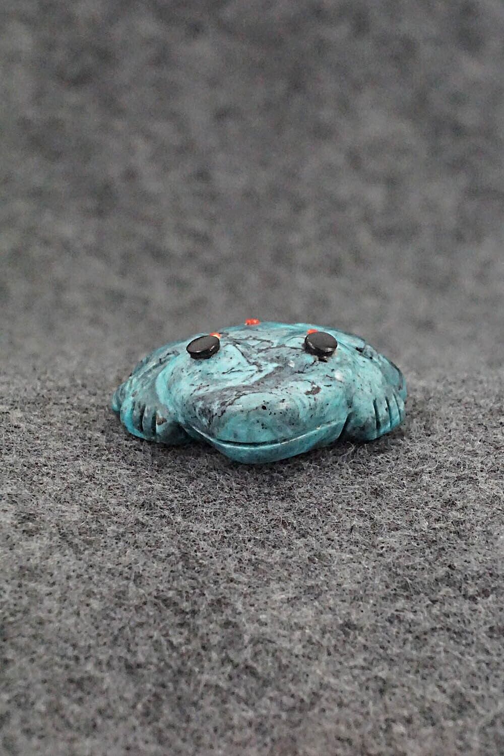 Frog Zuni Fetish Carving - Reynold Lunasee