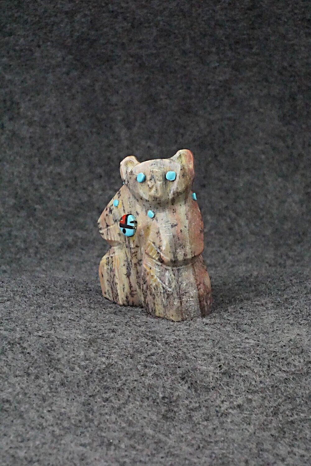 Bear Zuni Fetish Carving - Danette Laate
