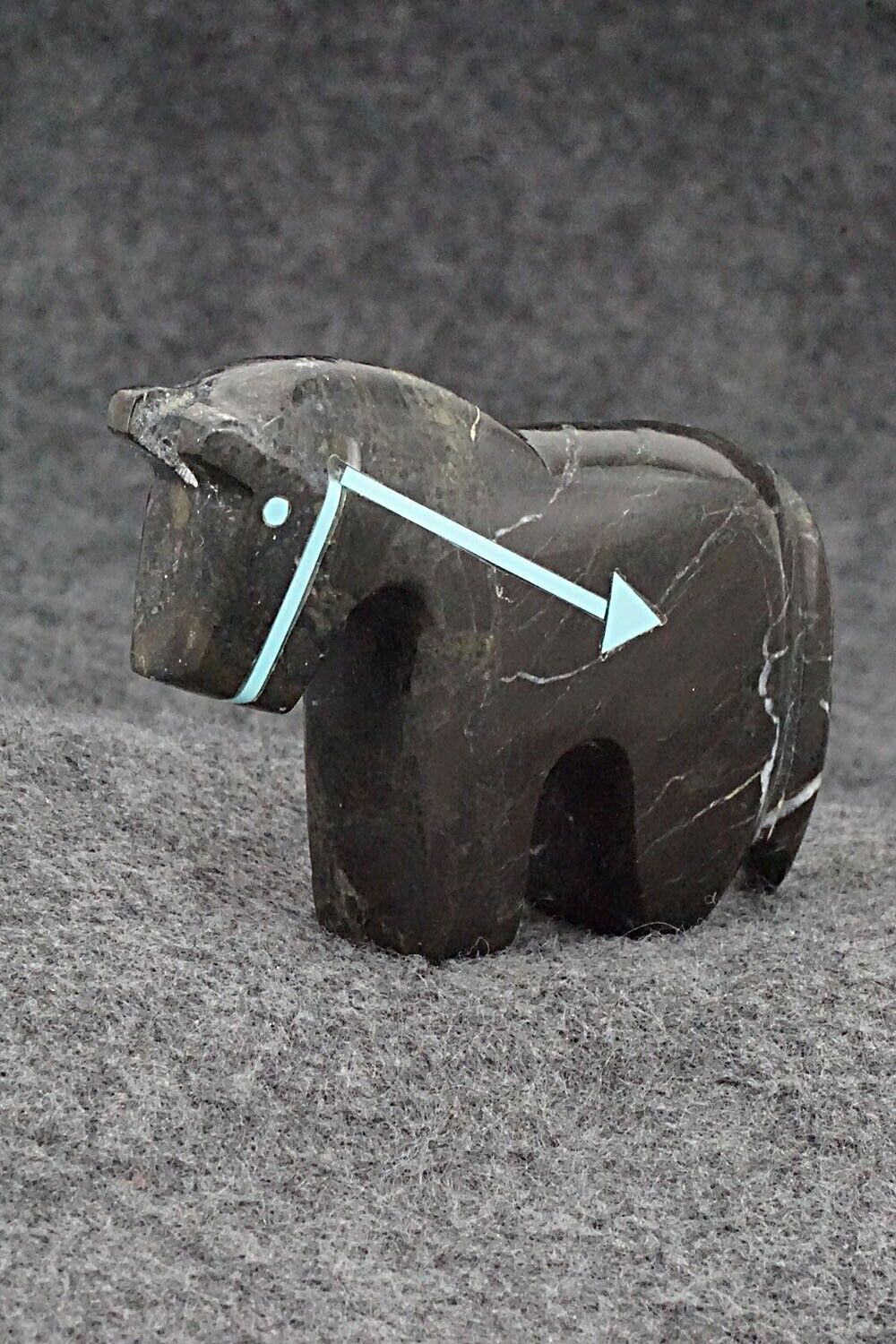 Horse Zuni Fetish Carving - Bernard Laiwakete