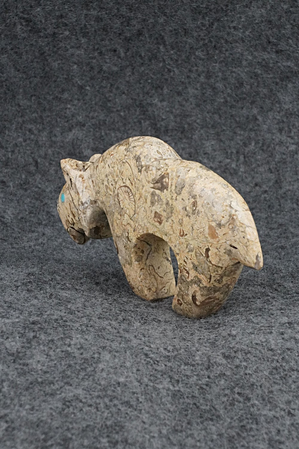 Bobcat Zuni Fetish Carving - Kenric Laiwakete