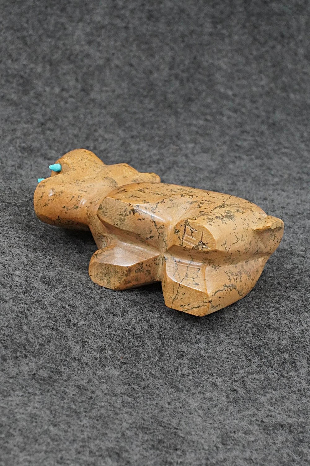 Hippo Zuni Fetish Carving - Enrike Leekya