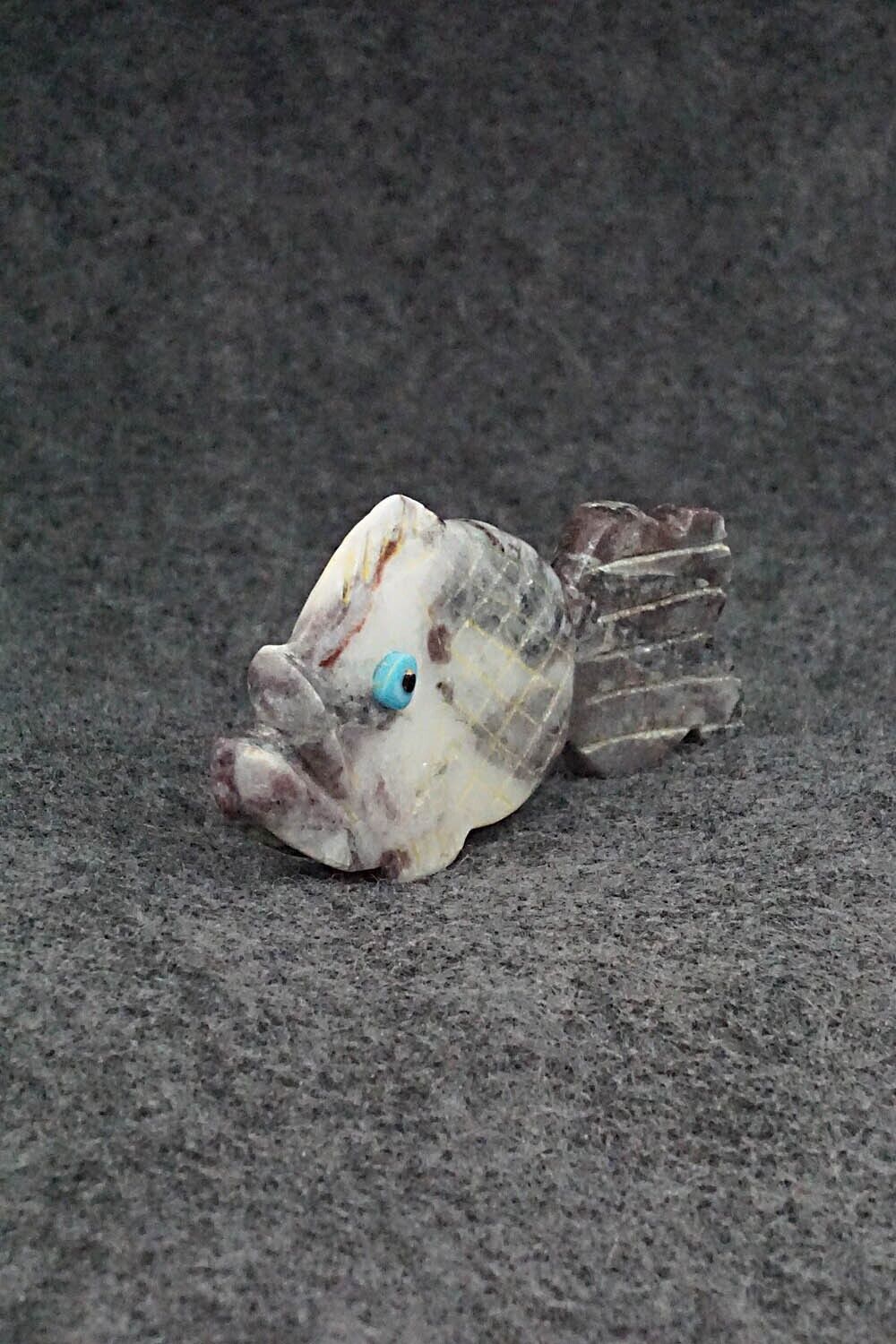 Fish Zuni Fetish Carving - Danette Laate