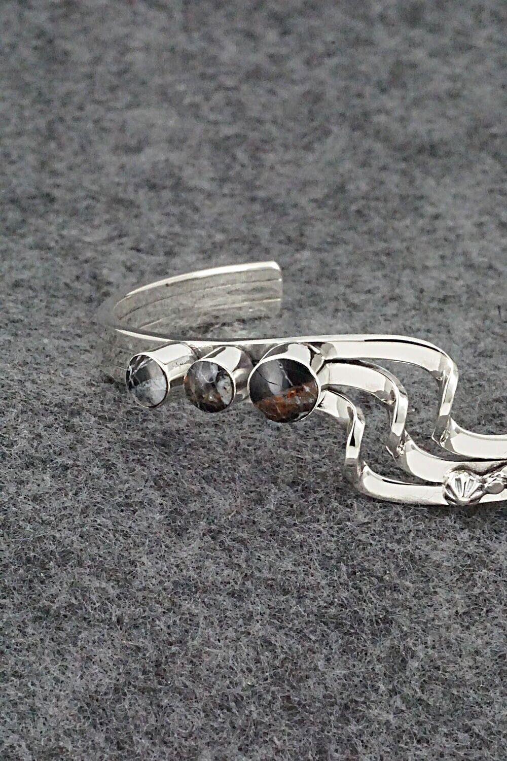 White Buffalo & Sterling Silver Bracelet - Daniel Dakai