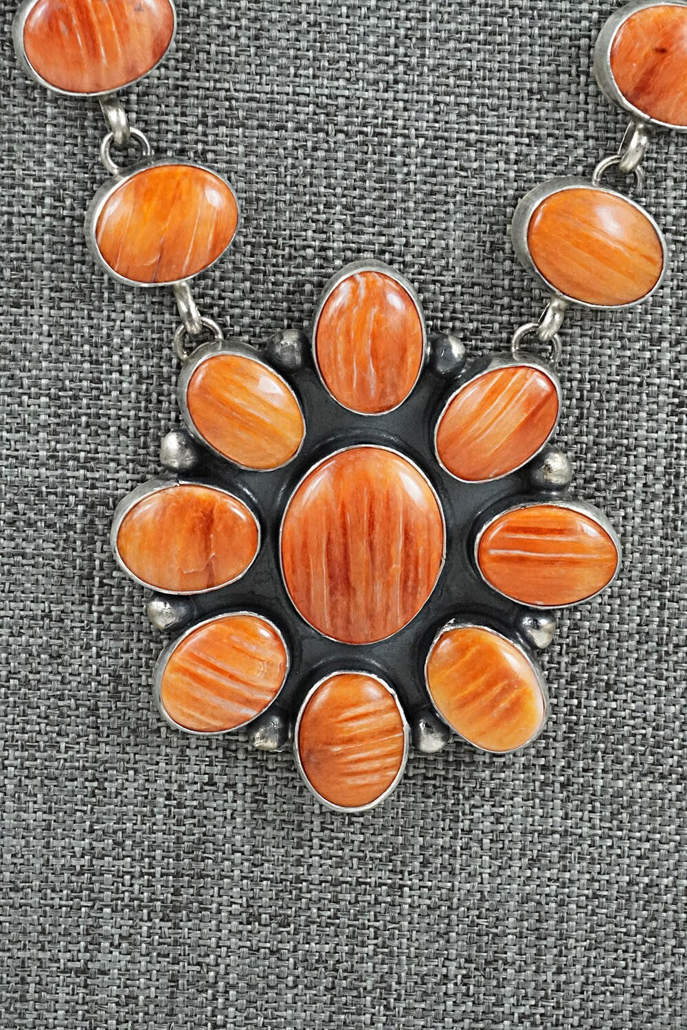 Spiny Oyster & Sterling Silver Necklace Set - Darrin Livingston