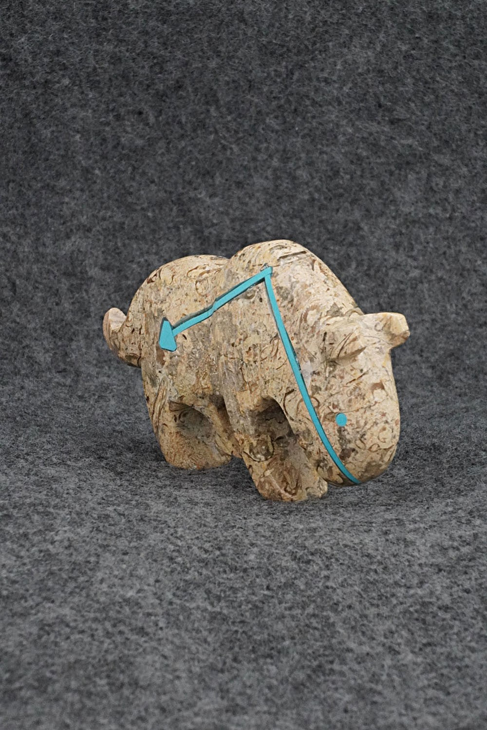 Buffalo Zuni Fetish Carving - Kenric Laiwakete