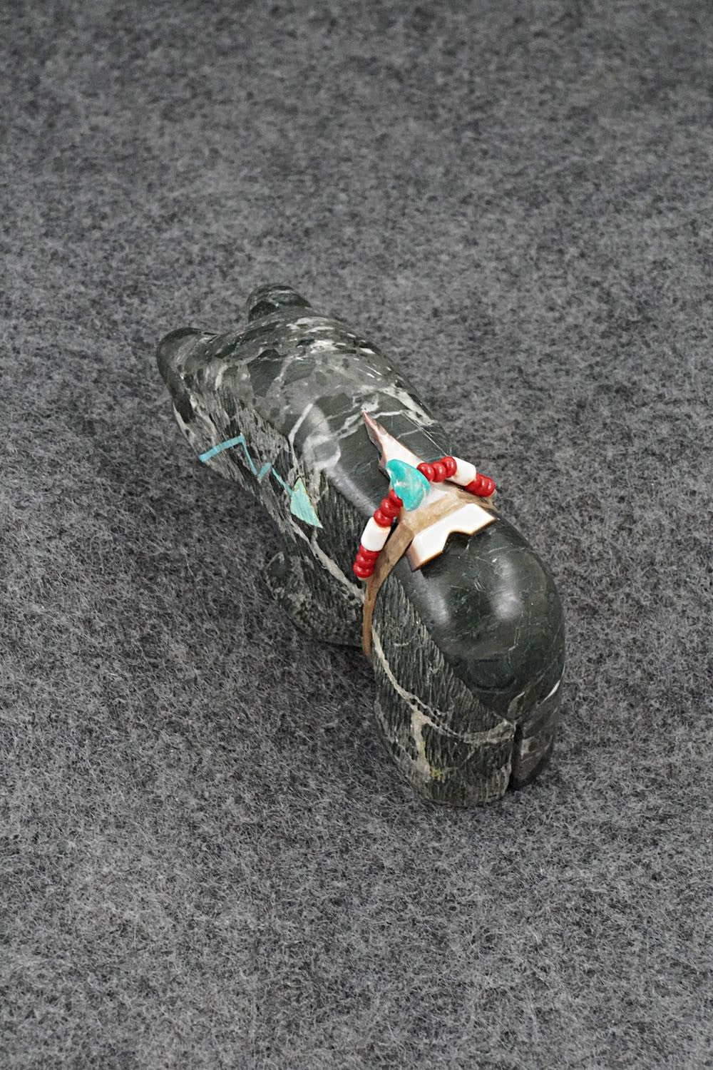 Bear Zuni Fetish Carving - Douglas Martza