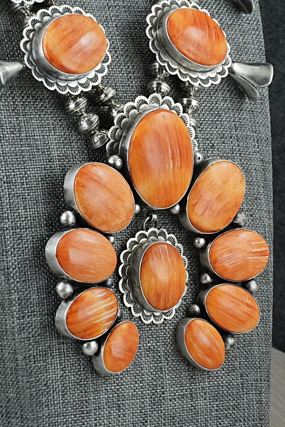 Spiny Oyster & Sterling Silver Squash Blossom Set - Mark Yazzie