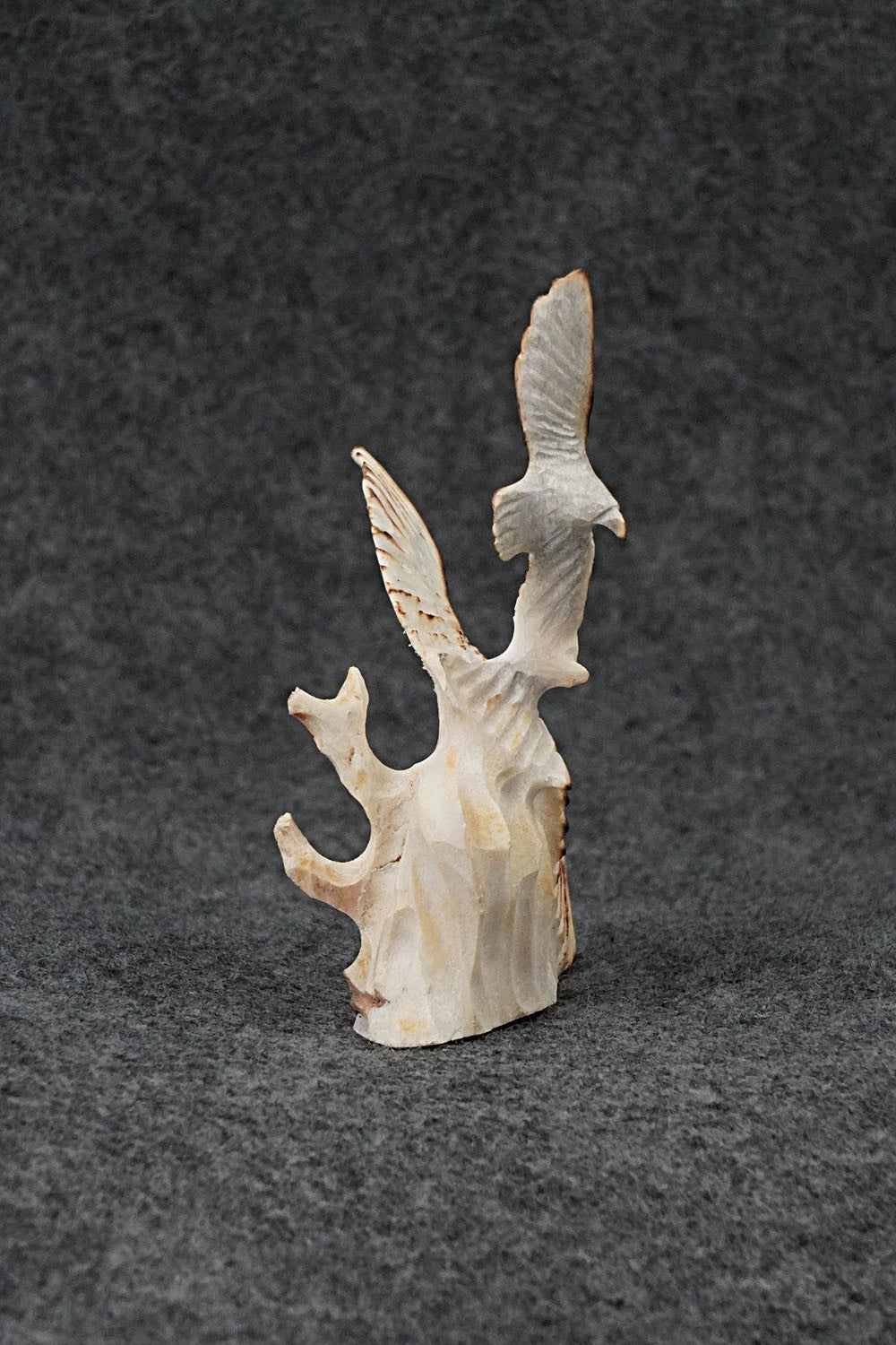 Eagle Zuni Fetish Carving - Ruben Najera