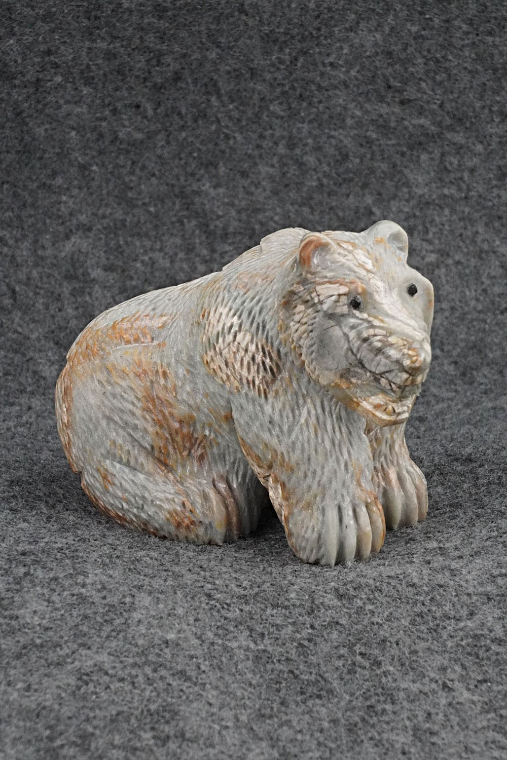Bear Zuni Fetish Carving - Terrance Panteah