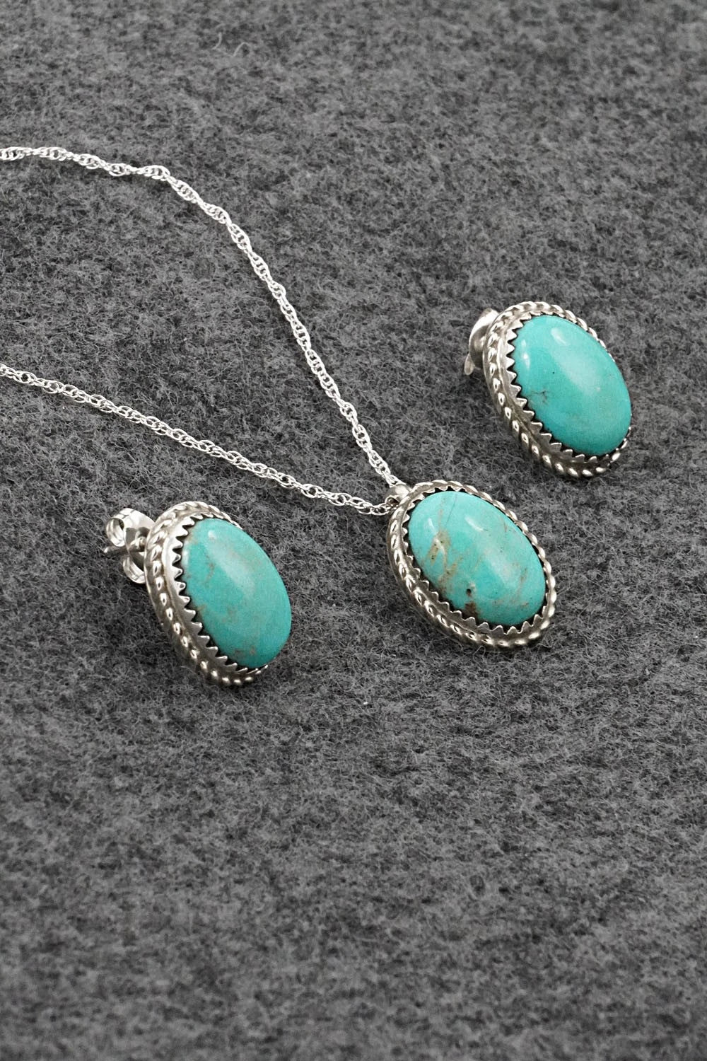 Turquoise & Sterling Silver Necklace Set - Murray Hannaweeka