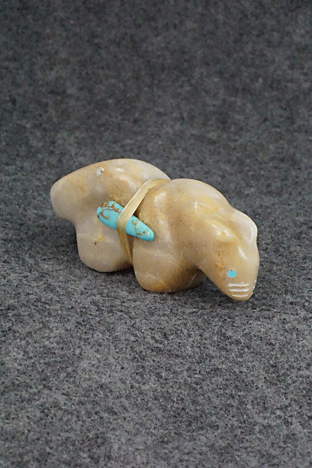 Mountain Lion Zuni Fetish Carving - Herbert Halate