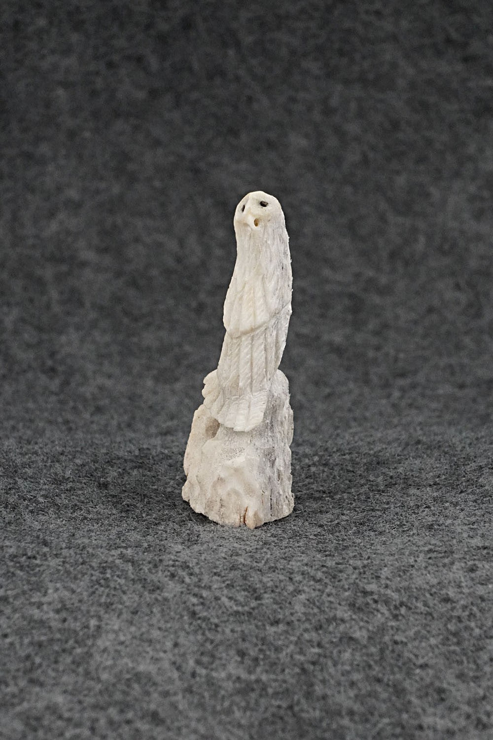 Owl Zuni Fetish Carving - Ruben Najera