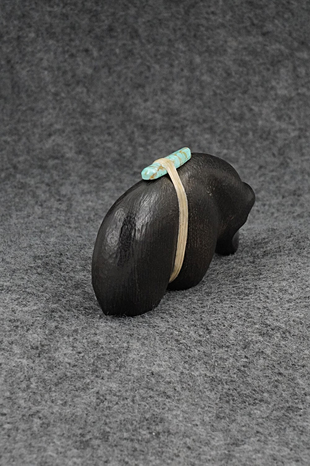 Bear Zuni Fetish Carving - Herbert Halate