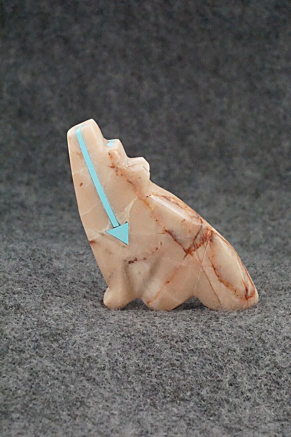 Wolf Zuni Fetish Carving - Bernard Laiwakete