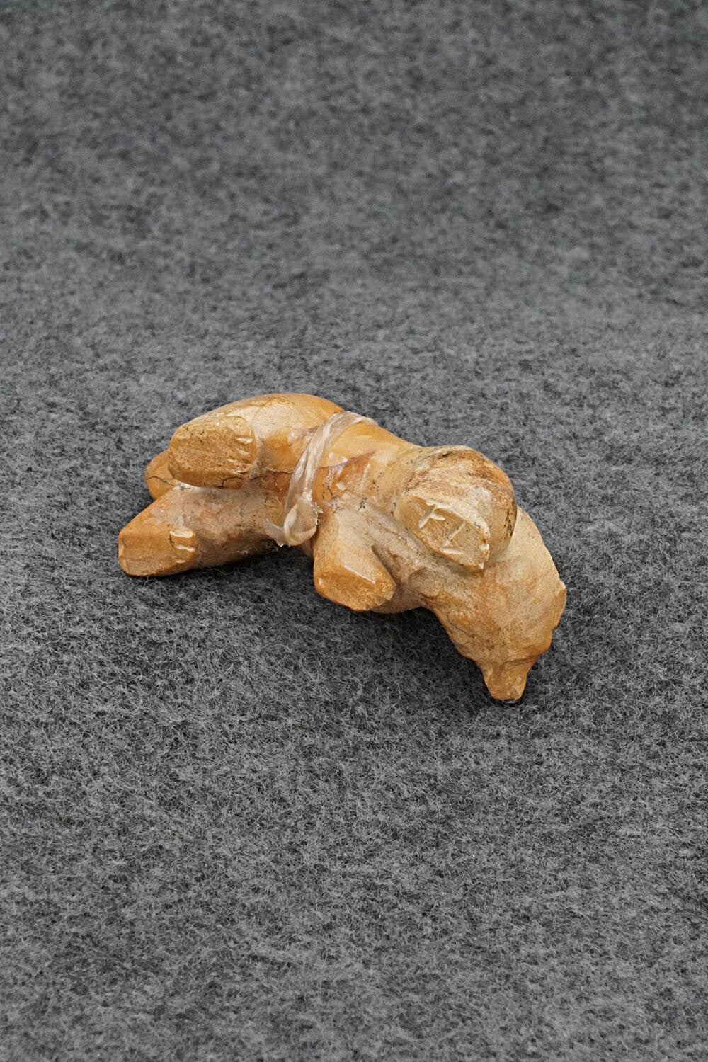 Fox Zuni Fetish Carving - Freddie Leekya