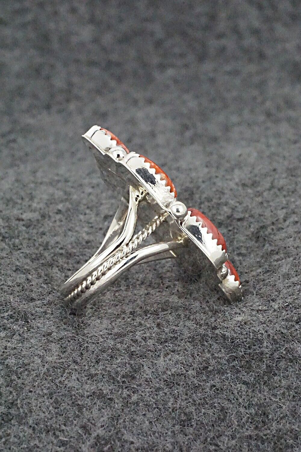 Spiny Oyster & Sterling Silver Ring - Roberta Begay - Size 8