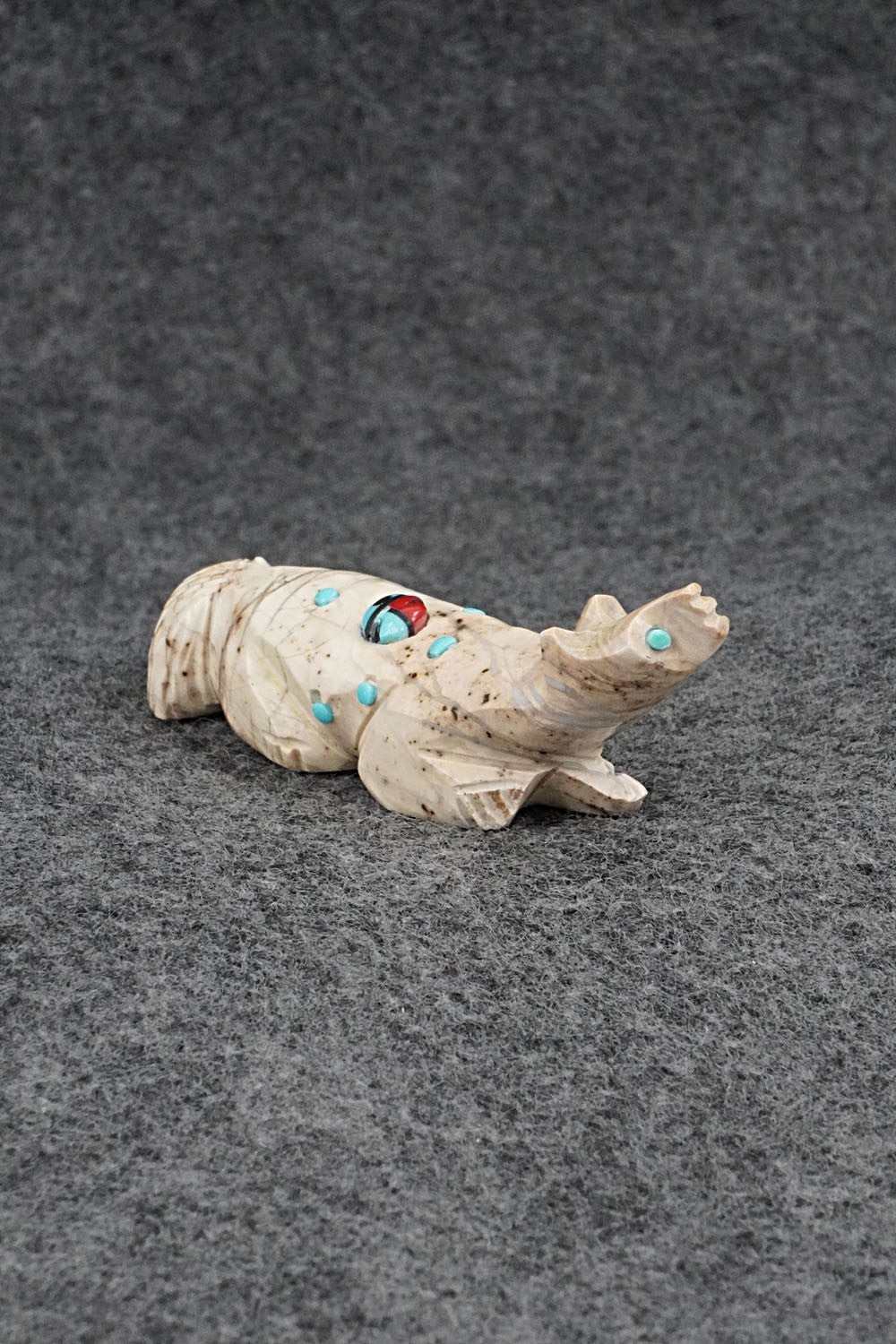 Fox Zuni Fetish Carving - Dannette Laate