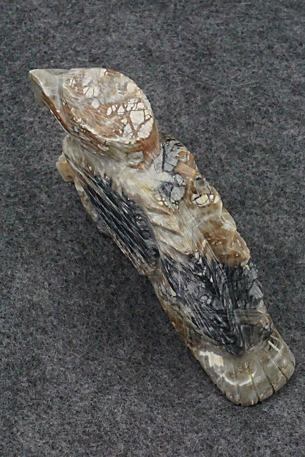 Eagle Zuni Fetish Carving - Tony Mackel